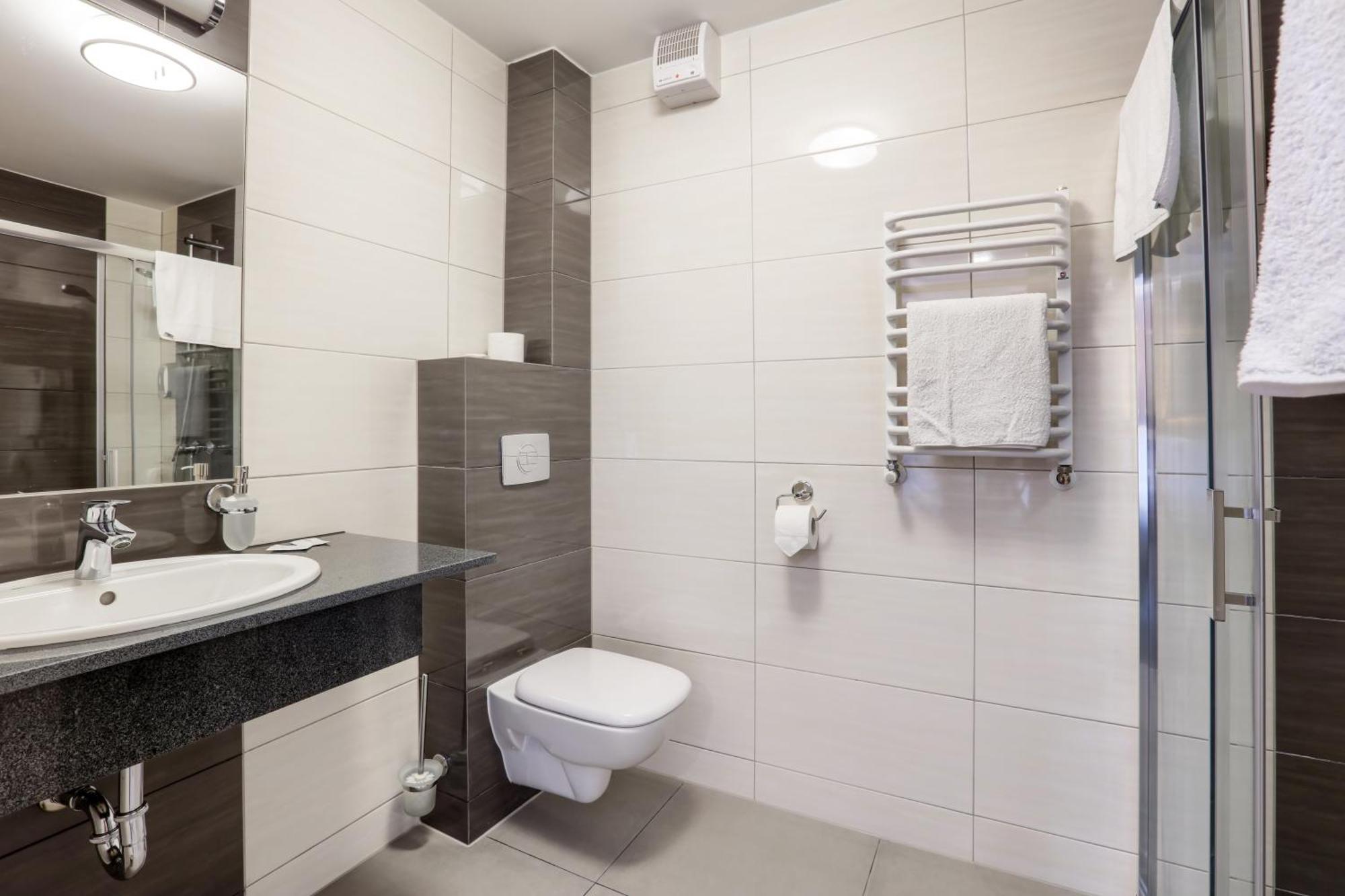 Hotel Weneda Opole Cameră foto