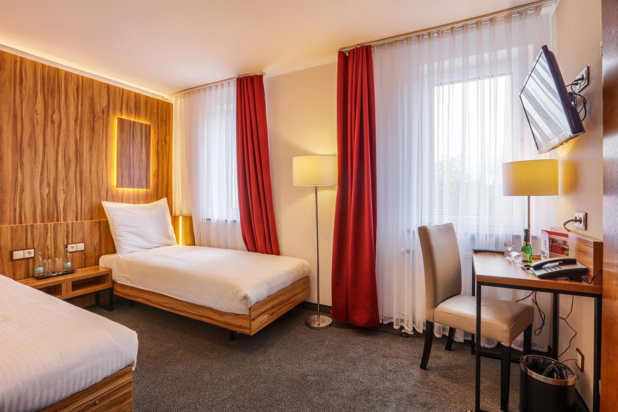 Hotel Weneda Opole Cameră foto