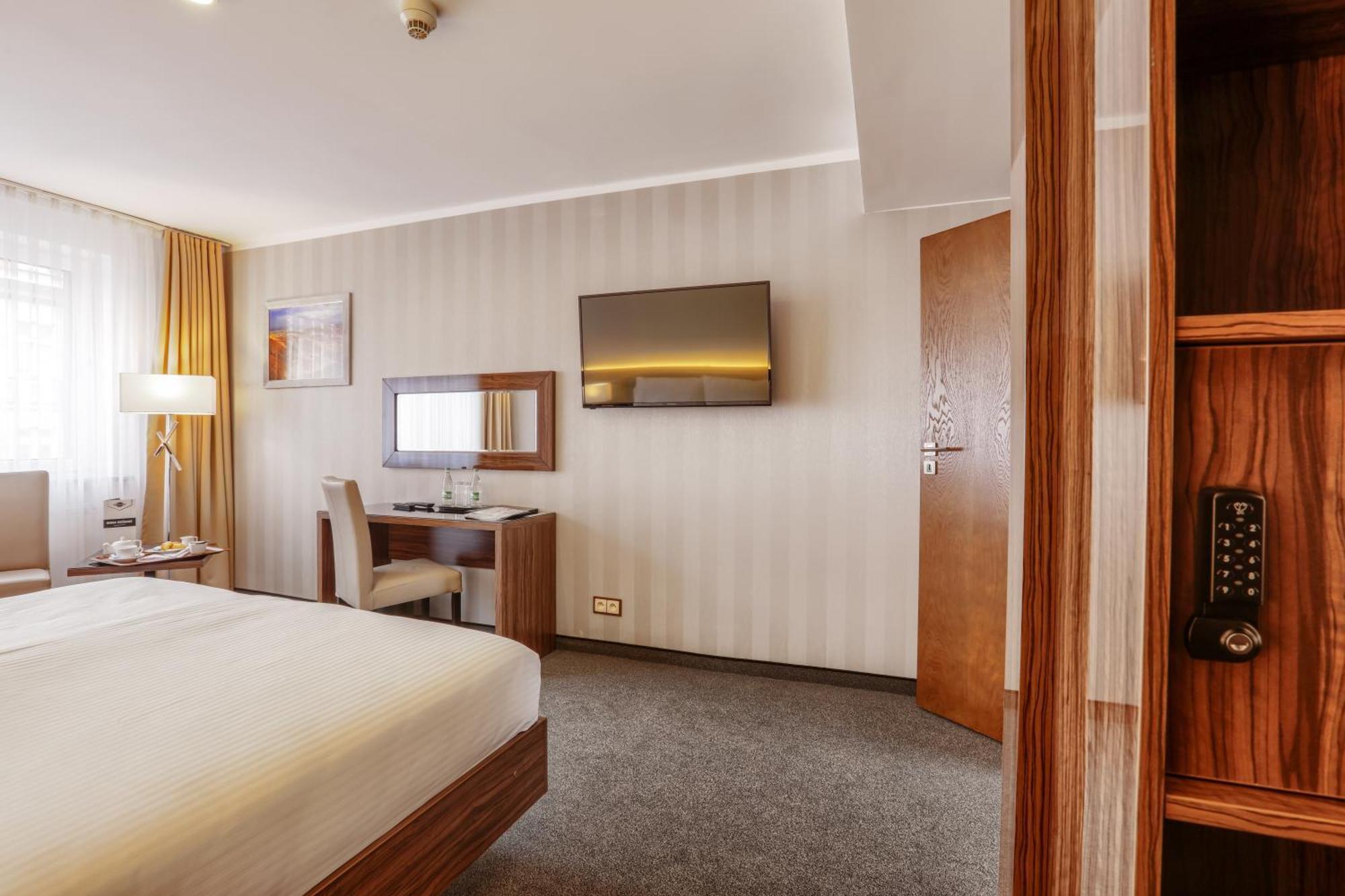 Hotel Weneda Opole Cameră foto