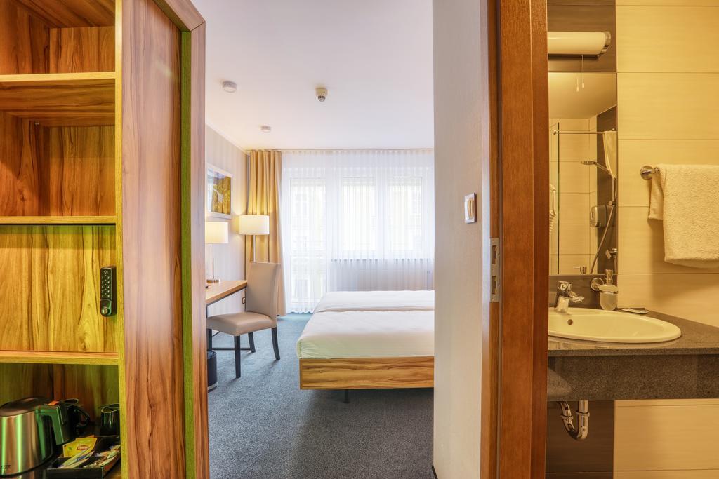 Hotel Weneda Opole Exterior foto