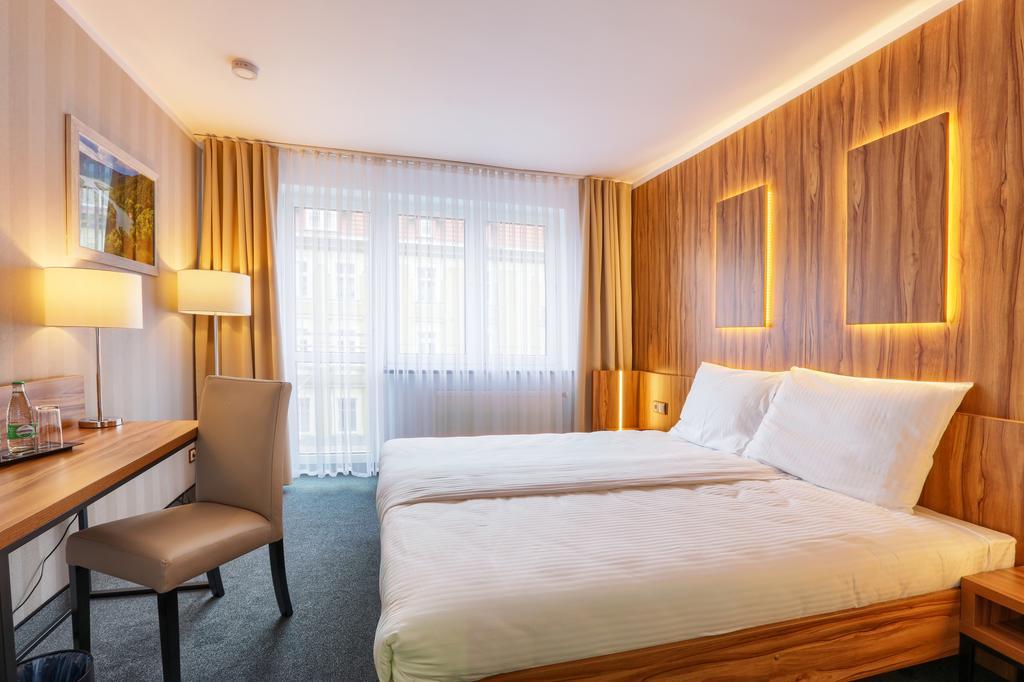 Hotel Weneda Opole Cameră foto